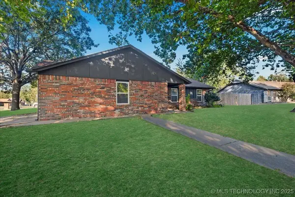 704 N Zenith AVE, Tulsa, OK 74127
