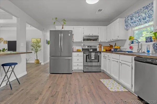 2578 W Hillcrest DR, Cleveland, OK 74020