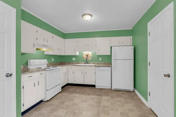 7838 Nummie Ct, North Charleston, SC 29418