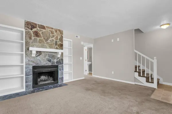 7838 Nummie Ct, North Charleston, SC 29418