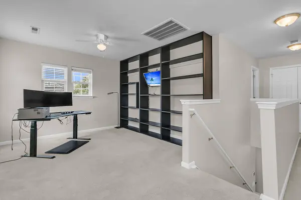 7002 Lanier St, Hanahan, SC 29410