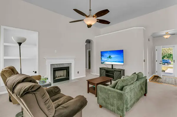1445 Ashley Garden Blvd, Charleston, SC 29414