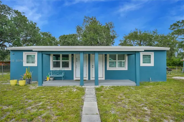 2113 NW 93rd St, Miami, FL 33147