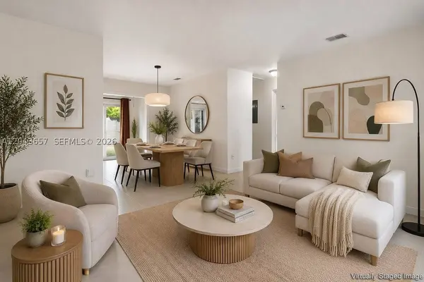 14375 Lake Candlewood Ct, Miami Lakes, FL 33014