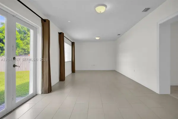 14375 Lake Candlewood Ct, Miami Lakes, FL 33014