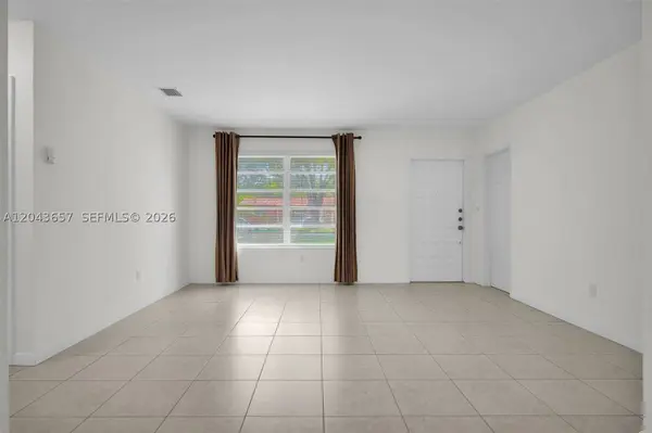 14375 Lake Candlewood Ct, Miami Lakes, FL 33014