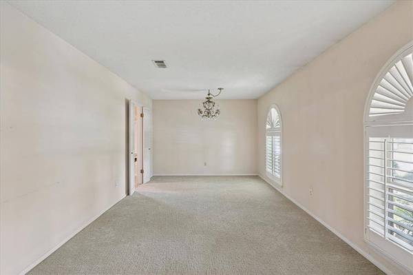 1720 Westridge Drive, Hurst, TX 76054