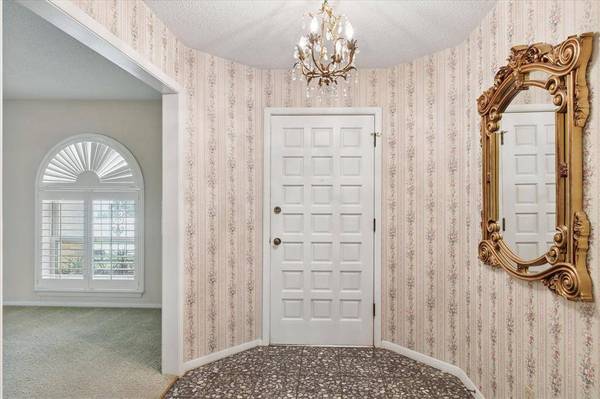 1720 Westridge Drive, Hurst, TX 76054