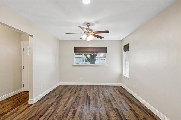4632 Ivanhoe Drive, Fort Worth, TX 76132