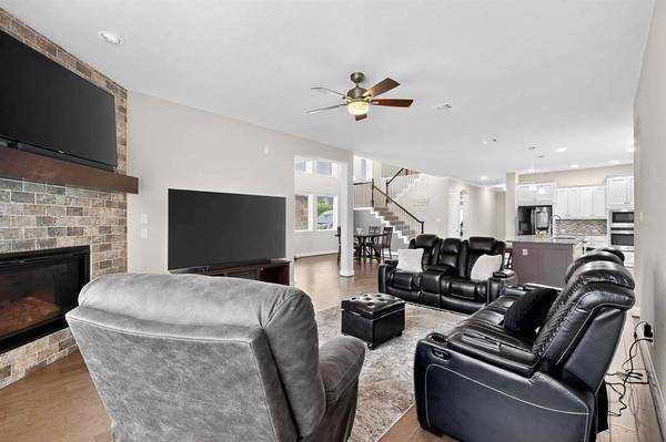 1102 Rendon Place, Mansfield, TX 76063