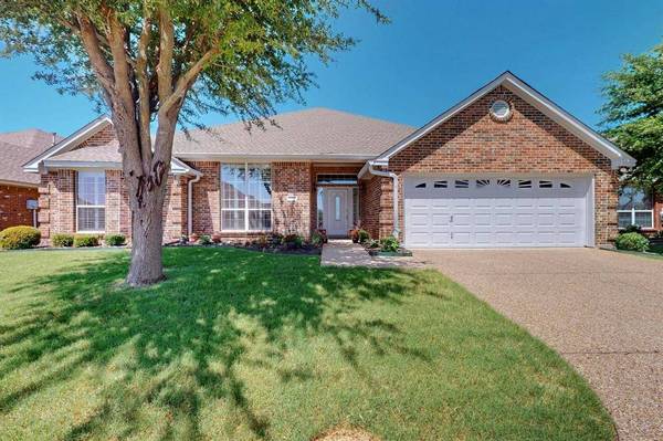 1115 Cresthaven Drive #13, Cedar Hill, TX 75104