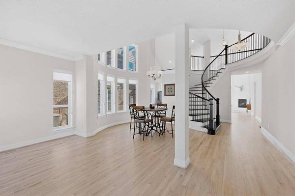 312 Chandan Way, Irving, TX 75063