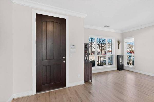 312 Chandan Way, Irving, TX 75063