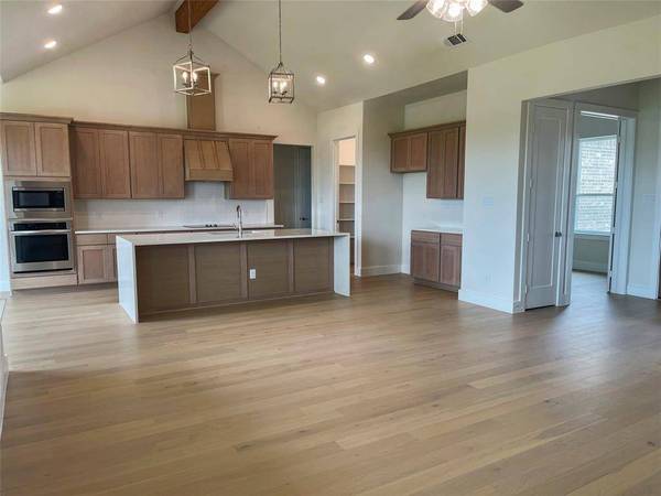 112 Aiden Drive, Waxahachie, TX 75165