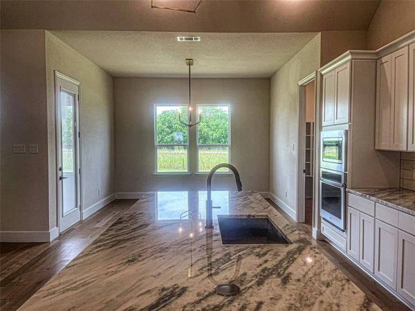 117 Aiden Drive, Waxahachie, TX 75165