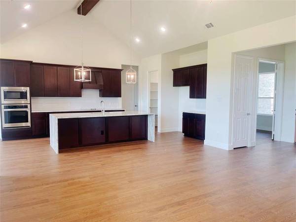 221 Olson Road, Waxahachie, TX 75167