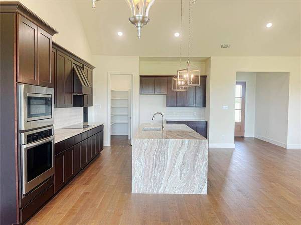 221 Olson Road, Waxahachie, TX 75167
