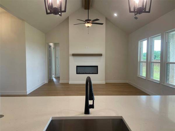 2151 Langston Road, Waxahachie, TX 75167