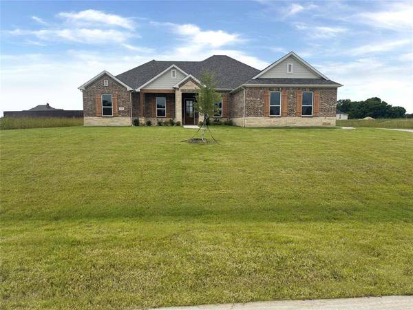 112 Aiden Drive, Waxahachie, TX 75165