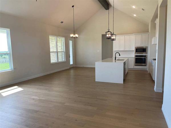 211 Marie Lane, Waxahachie, TX 75167