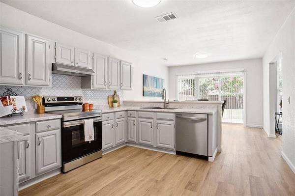 1408 Middleton Drive, Cedar Hill, TX 75104