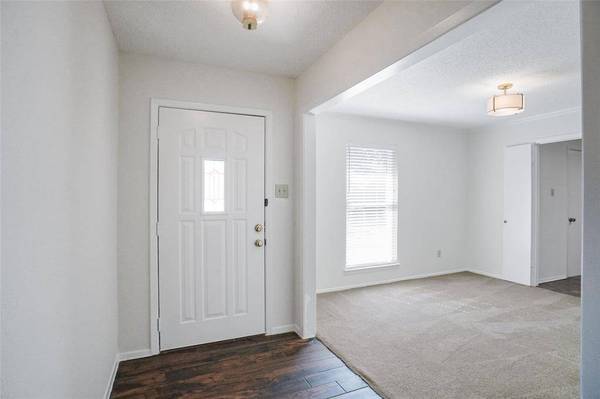 6412 Brook Meadow Drive, Mesquite, TX 75150