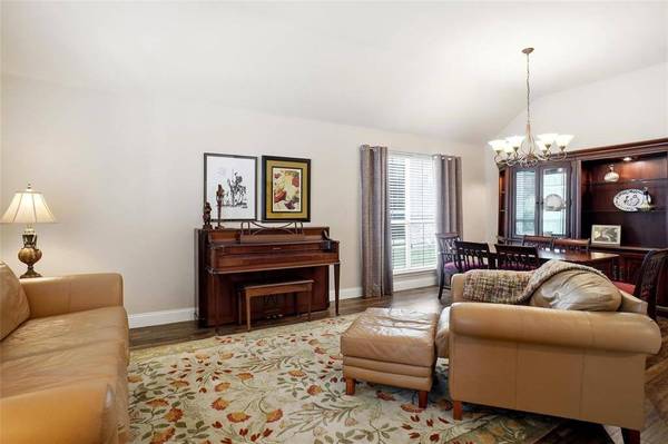 10141 Crawford Farms Drive, Fort Worth, TX 76244