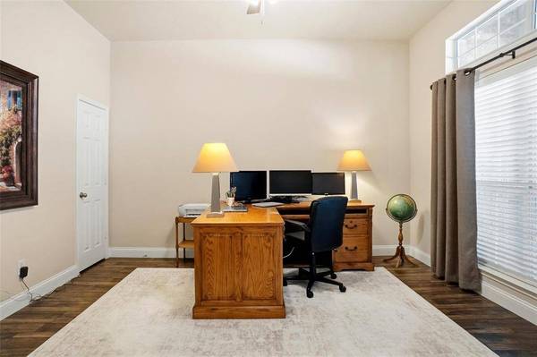10141 Crawford Farms Drive, Fort Worth, TX 76244