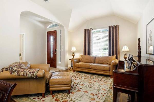 10141 Crawford Farms Drive, Fort Worth, TX 76244