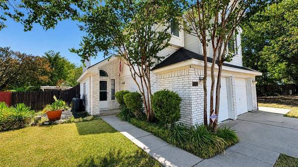 2355 Woodvine Court