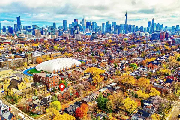 555 Markham ST, Toronto, ON M6G 2L6