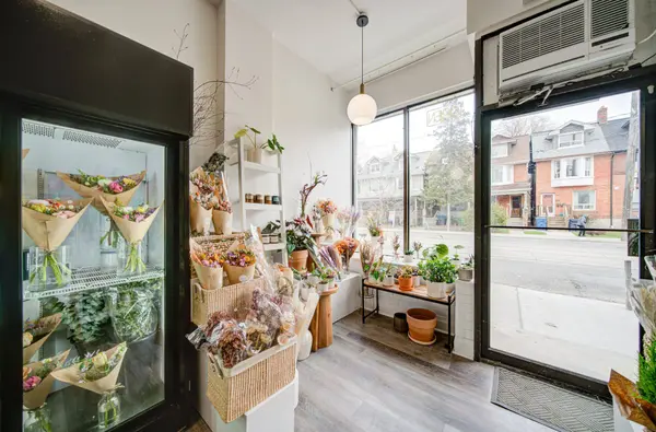 970 Bathurst ST, Toronto C02, ON M5R 3G6