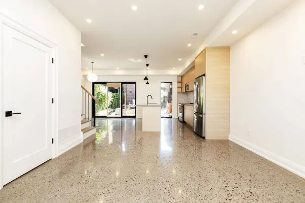 642 Gladstone AVE #Laneway Home, Toronto W02, ON M6H 3J4