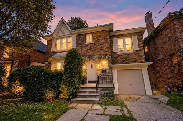 87 Ava RD, Toronto C03, ON M6C 1V7