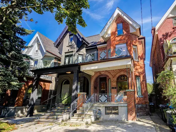 431 Manning AVE, Toronto C01, ON M6G 2V6