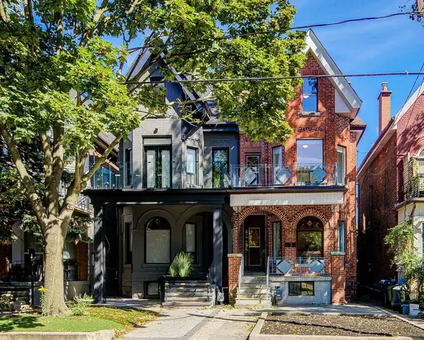 431 Manning AVE, Toronto C01, ON M6G 2V6