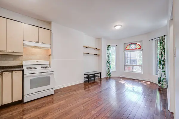 431 Manning AVE, Toronto C01, ON M6G 2V6