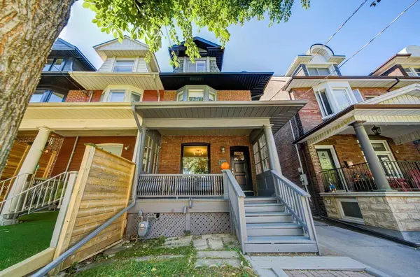 468 Markham ST, Toronto C01, ON M6G 2L3