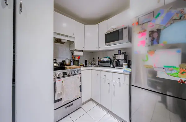 267 Albany AVE, Toronto C02, ON M5R 3C7