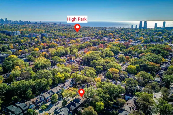 378 Durie ST, Toronto W02, ON M6S 3G4