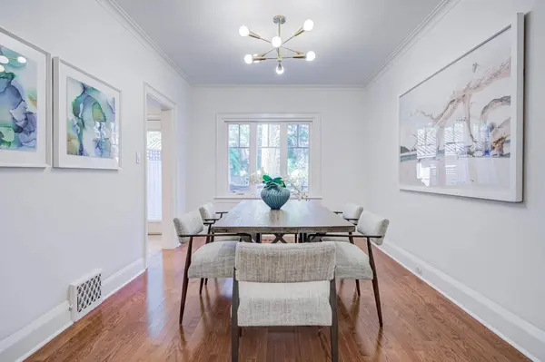 378 Durie ST, Toronto W02, ON M6S 3G4