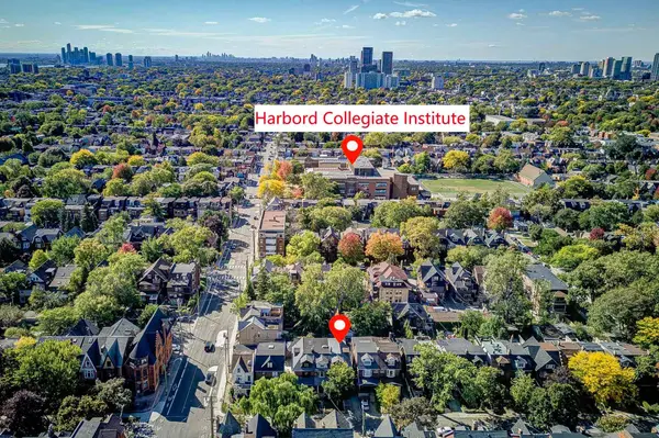 468 Markham ST, Toronto C01, ON M6G 2L3