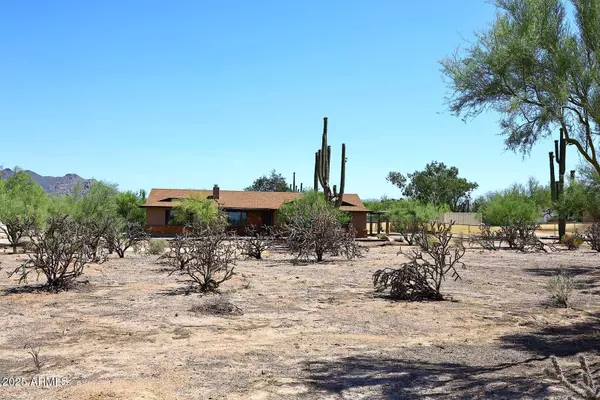 6608 E RANCH Road, Cave Creek, AZ 85331