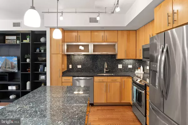 1025 1ST ST SE #310, Washington, DC 20003