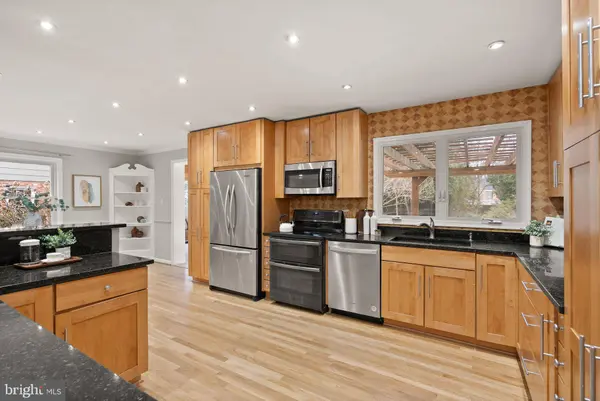 1114 ALDEN RD, Alexandria, VA 22308