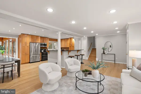 1114 ALDEN RD, Alexandria, VA 22308