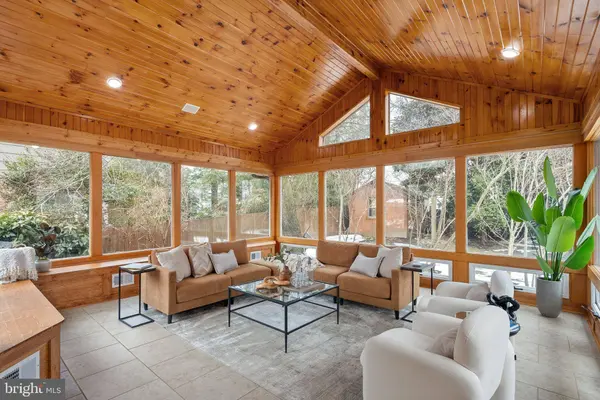1114 ALDEN RD, Alexandria, VA 22308
