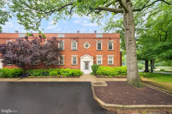 1311 E ABINGDON DR #4, Alexandria, VA 22314