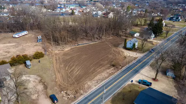 1626 Lakeshore Dr, Campbell, WI 54603