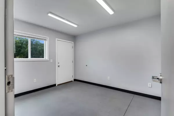 1638 La Crescent St Unit SUITE D, Campbell, WI 54603